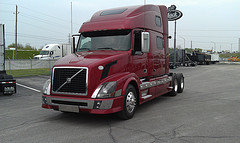 2009 Volvo VNL64T-780