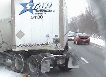 trucker manages to avoid a serious accident