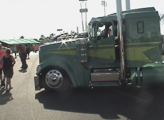 now thats trucking now thats trucking